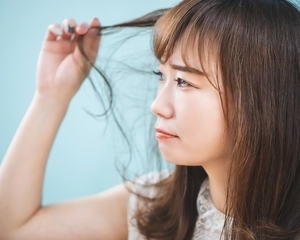 細い髪の毛には要注意、髪を太くするための対処法を詳しく紹介